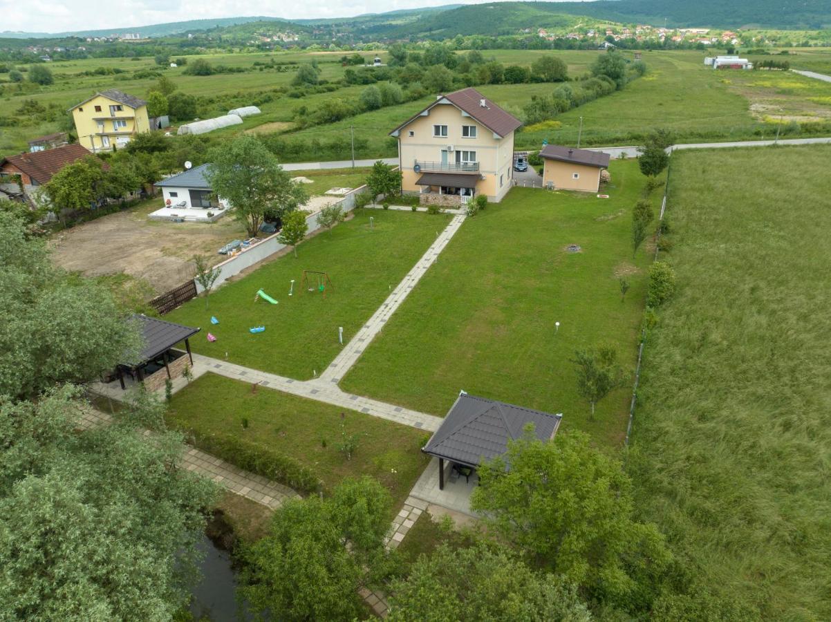River Bank Apartments & Castle View Bihać Buitenkant foto