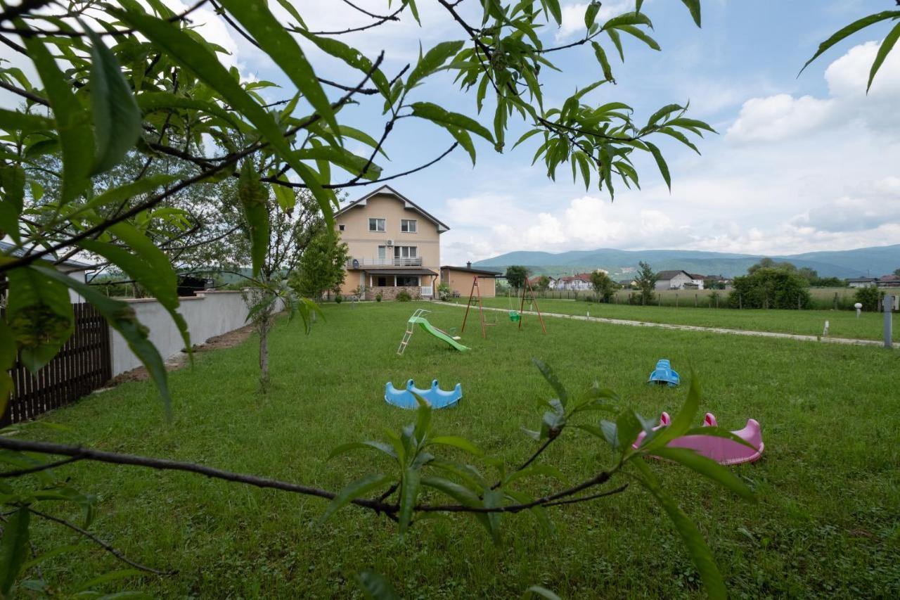 River Bank Apartments & Castle View Bihać Buitenkant foto