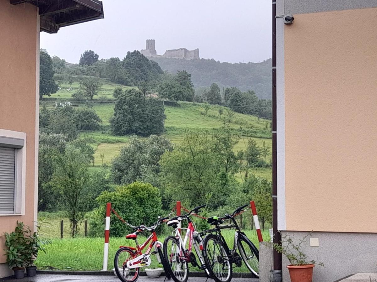 River Bank Apartments & Castle View Bihać Buitenkant foto